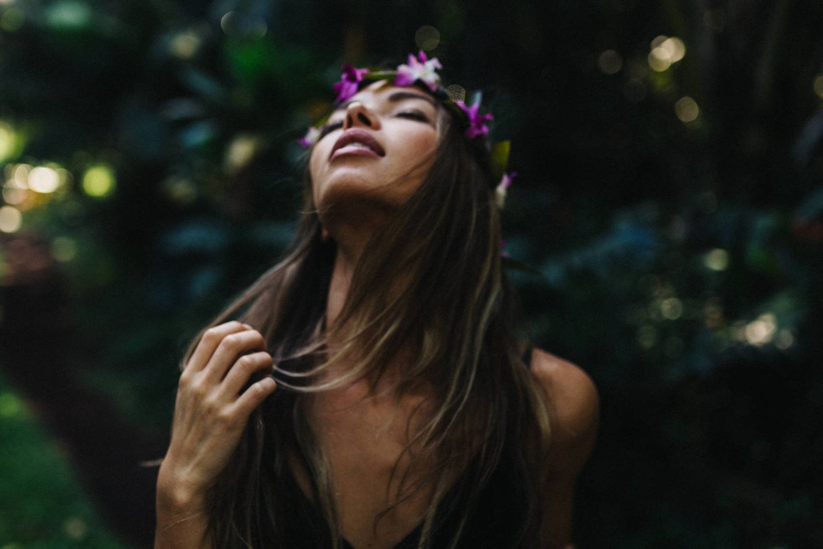 Tips And Tricks To Give Your Home A Festive Look