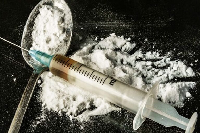 नशे ने बर्बाद किया एक और घर, ओवरडोज से युवक की हुई मौत