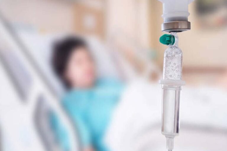 लोगों में फैल रही ये भयानक बीमारी, पहला केस Positive, रहे Alert