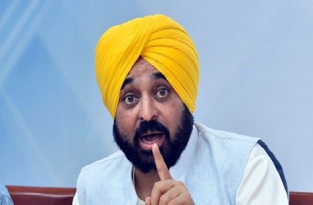 Punjab: CM Mann ने निभाया एक और वादा, जारी हुई Notification CM Mann ने निभाया एक और वादा, जारी हुई Notification