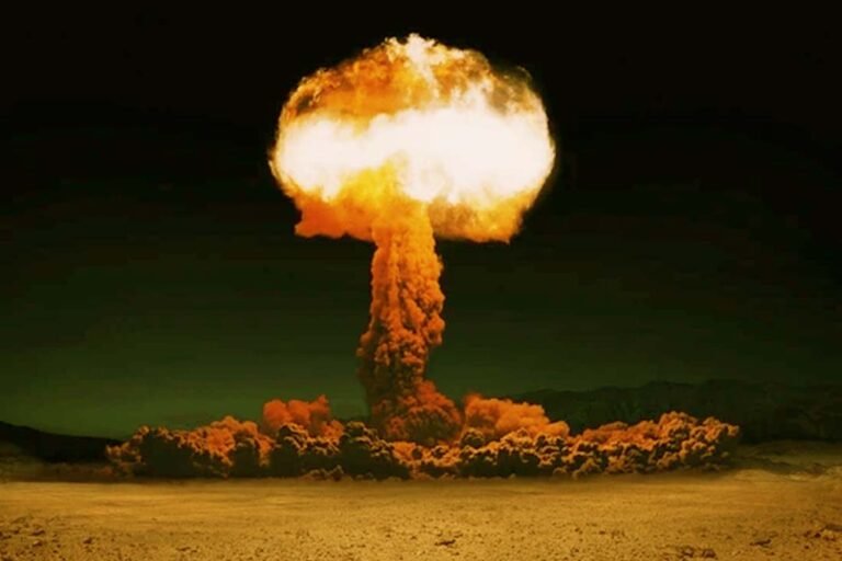 Jalandhar के Hotel में धमाका! जान बचाकर भागे लोग पंजाब के इस शहर में हुआ बड़ा धमाका, सहमे लोग