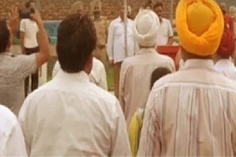 Punjab News: स्वतंत्रता दिवस पर जब राष्ट्रगान गाते-गाते.. खूब वायरल हो रहा ये Video स्वतंत्रता दिवस पर जब राष्ट्रगान गाते-गाते.. खूब वायरल हो रहा ये Video