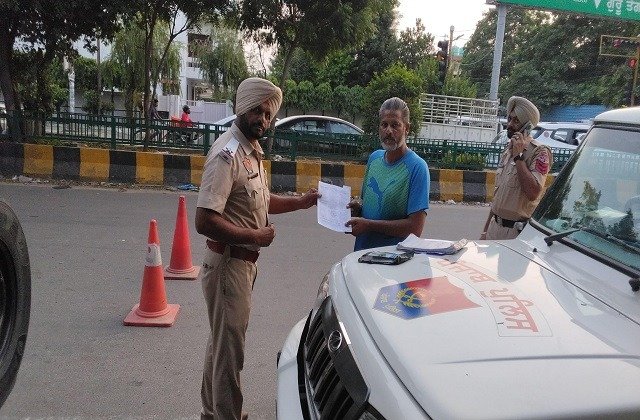 Jalandhar के Main Chowk पर जाने वाले सावधान, कहीं फंस ना जाएं आप.. Jalandhar के Main Chowk पर जाने वाले सावधान