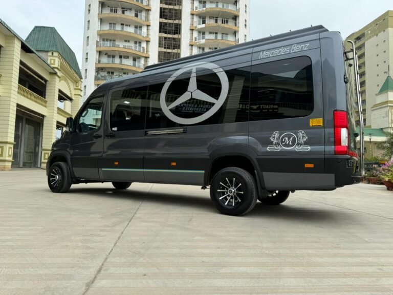 Luxury मित्तल ट्रैवल