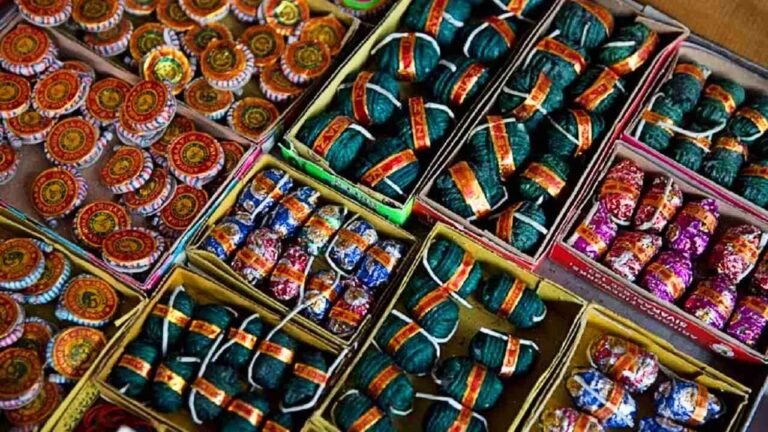 पटाखों की बिक्री के लिए लाइसेंस लेने के चाहवानों के लिए अहम खबर