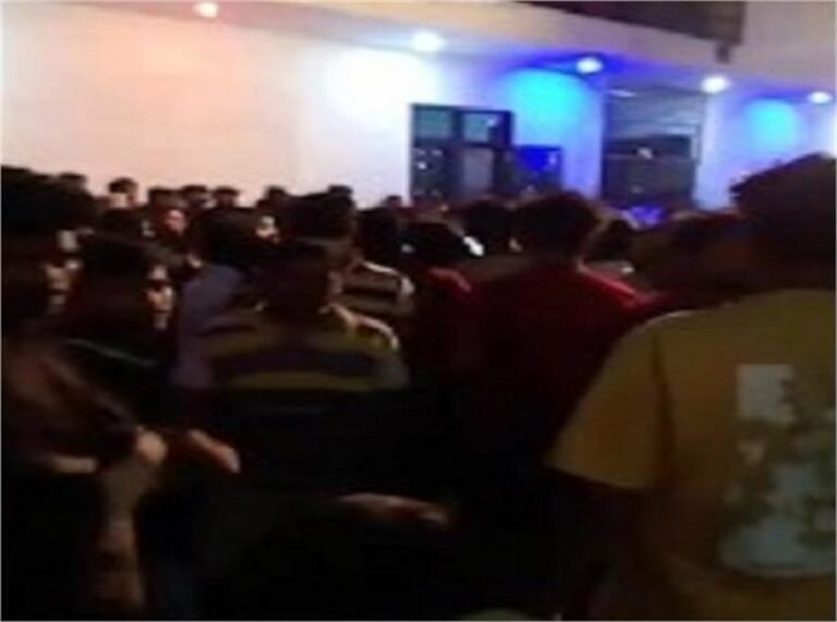 Jalandhar में नवरात्रि पूजा के दौरान Attack, जान बचाकर इधर-उधर भागे लोग